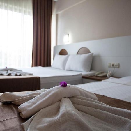 Beralisa Family Garden Resort غويْنوك المظهر الخارجي الصورة