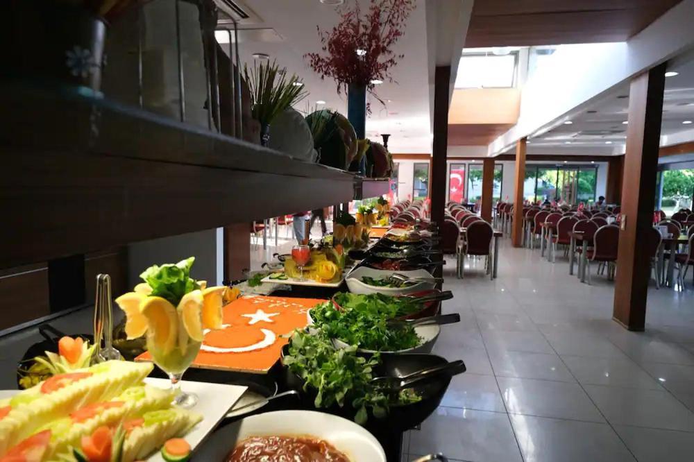 Beralisa Family Garden Resort غويْنوك المظهر الخارجي الصورة